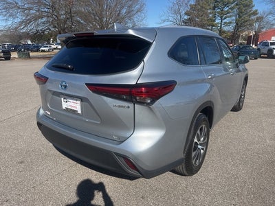 2023 Toyota Highlander Hybrid XLE