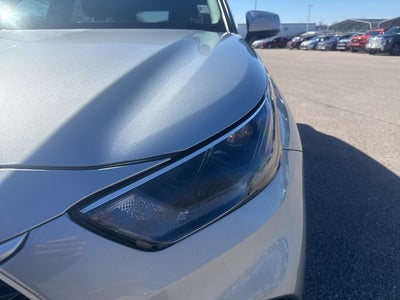 2023 Toyota Highlander Hybrid XLE