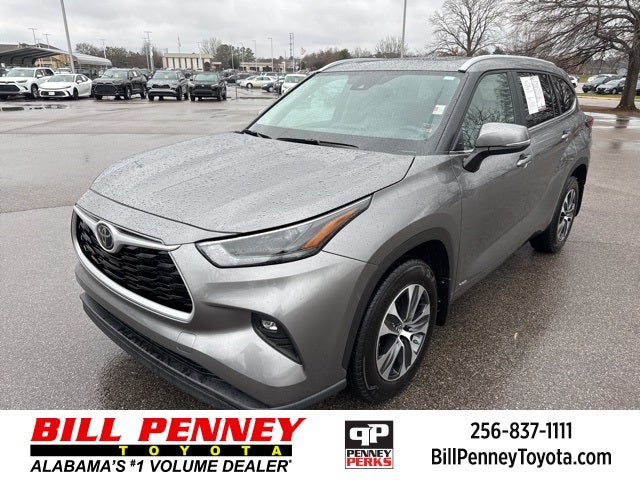 2025 Toyota Highlander Hybrid XLE