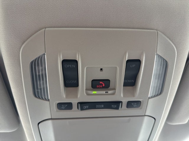 2025 Toyota Highlander Hybrid XLE