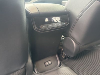 2025 Toyota Highlander Hybrid XLE