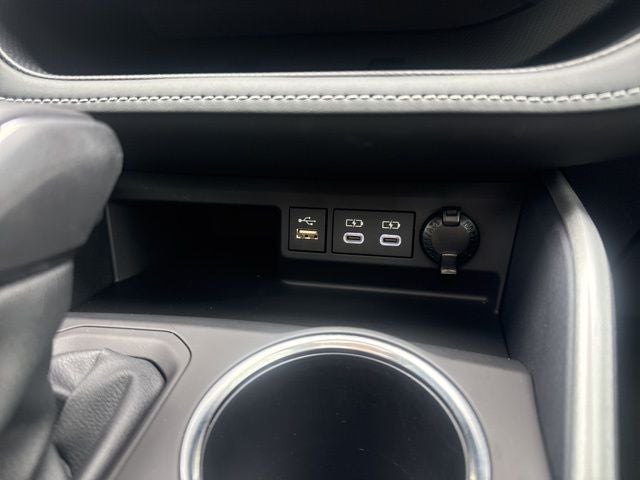 2025 Toyota Highlander Hybrid XLE