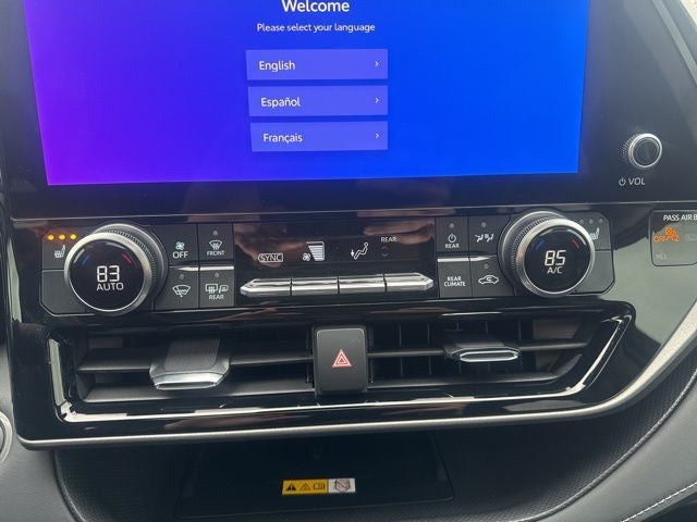 2025 Toyota Highlander Hybrid XLE