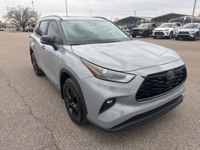 2025 Toyota Highlander Hybrid XLE