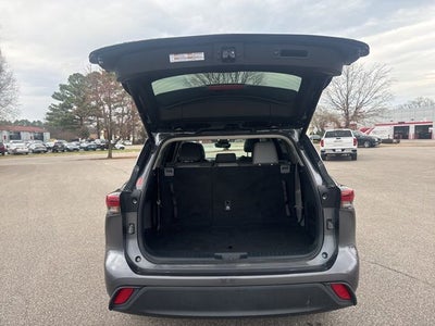 2023 Toyota Highlander XLE