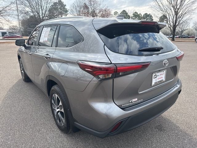 2025 Toyota Highlander XLE
