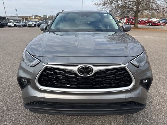 2025 Toyota Highlander XLE