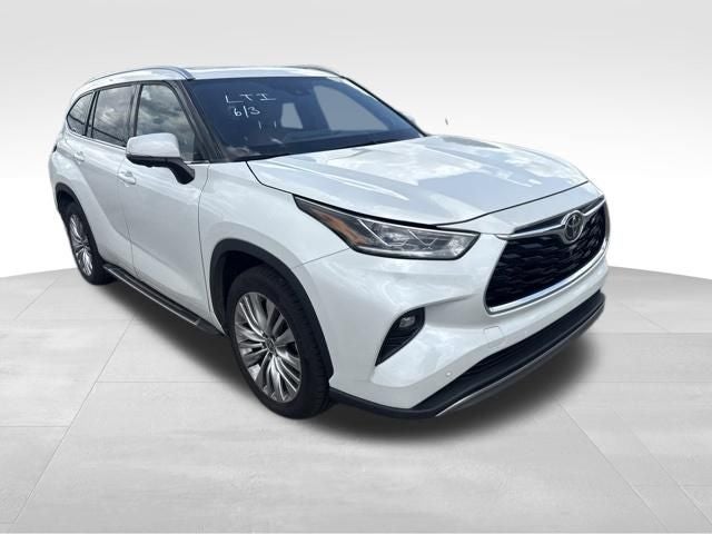 2023 Toyota Highlander Platinum