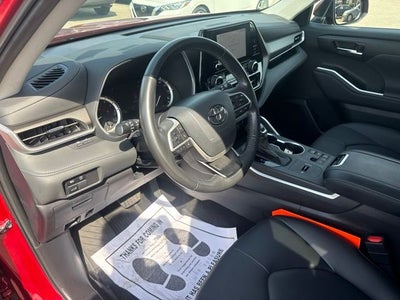 2023 Toyota Highlander XLE