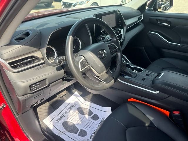 2023 Toyota Highlander XLE
