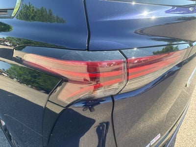 2022 Toyota Sienna XSE 7 Passenger