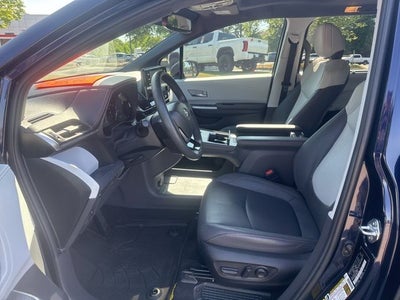 2022 Toyota Sienna XSE 7 Passenger