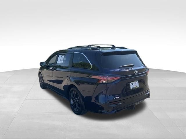 2022 Toyota Sienna XSE 7 Passenger