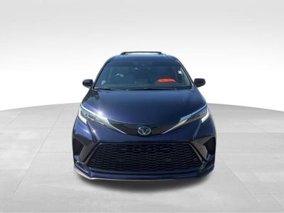 2022 Toyota Sienna XSE 7 Passenger
