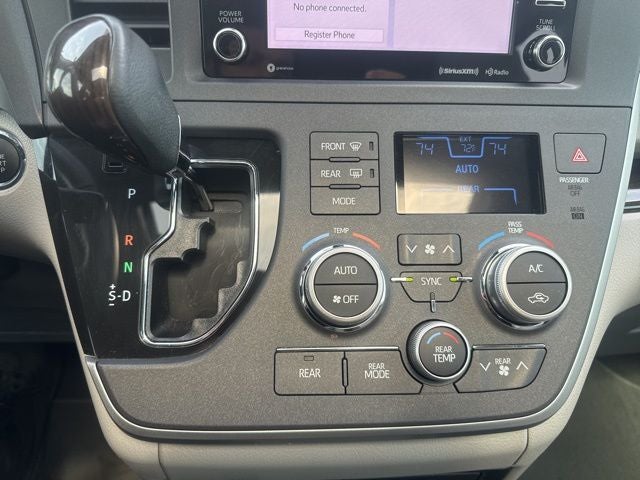 2020 Toyota Sienna Base