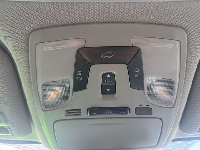 2020 Toyota Sienna Base