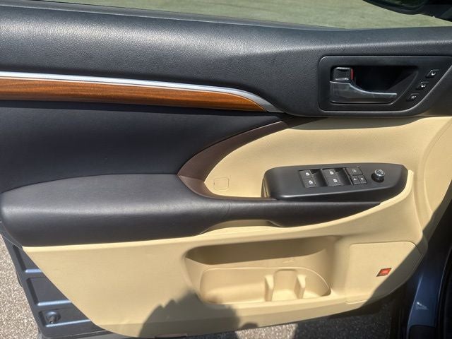 2017 Toyota Highlander Limited