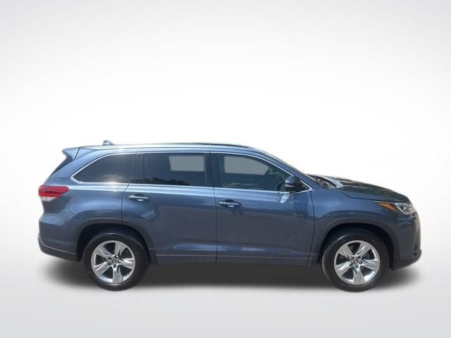2017 Toyota Highlander Limited