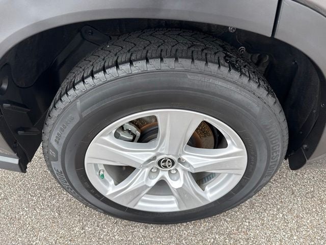 2023 Toyota Highlander Hybrid LE