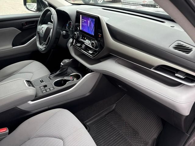 2023 Toyota Highlander Hybrid LE