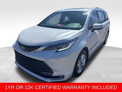 2025 Toyota Sienna Limited 7 Passenger