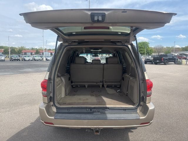 2005 Toyota Sequoia SR5