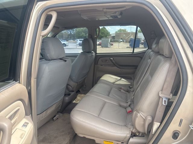 2005 Toyota Sequoia SR5