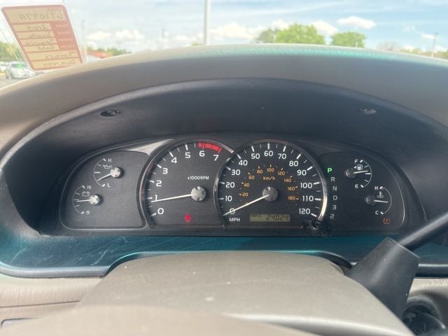 2005 Toyota Sequoia SR5