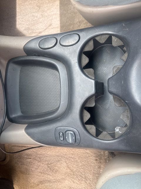 2005 Toyota Sequoia SR5