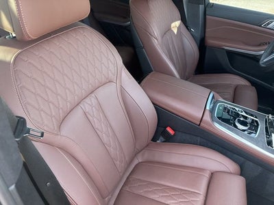 2025 BMW X5 M60i