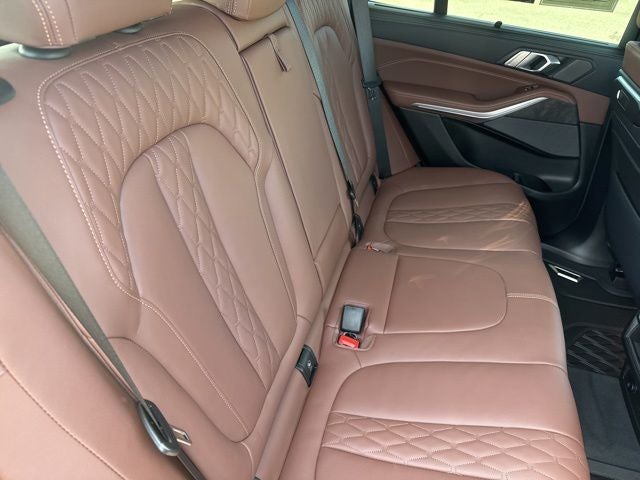 2025 BMW X5 M60i