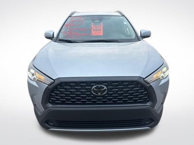 2024 Toyota Corolla Cross LE