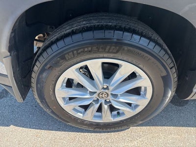 2025 Toyota Corolla Cross LE