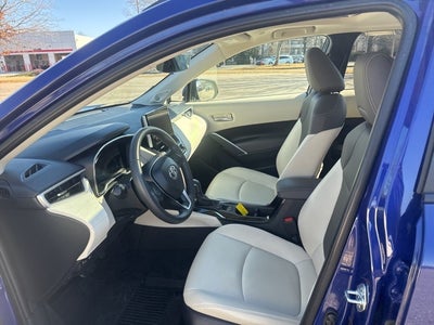 2024 Toyota Corolla Cross XLE