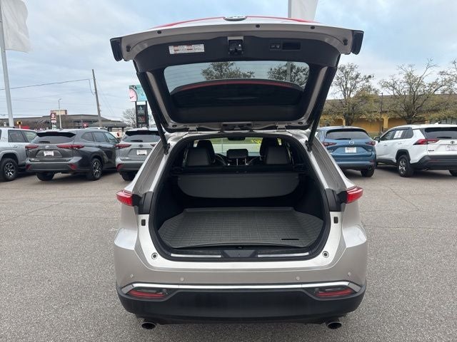 2021 Toyota Venza XLE