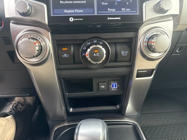 2022 Toyota 4Runner SR5