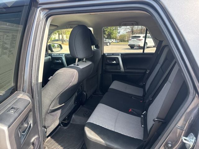 2017 Toyota 4Runner SR5