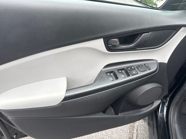 2022 Hyundai Kona SE