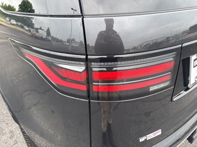 2024 Land Rover Discovery Metropolitan Edition