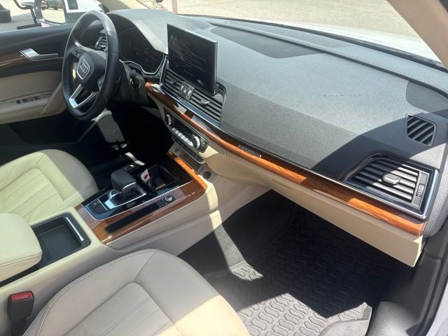 2022 Audi Q5 45 S line Premium Plus quattro