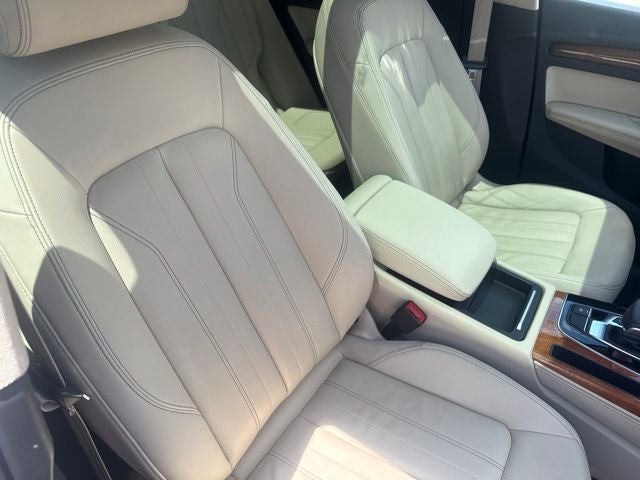 2022 Audi Q5 45 S line Premium Plus quattro