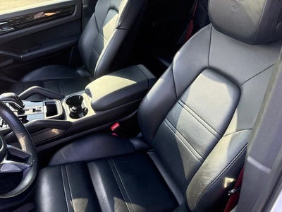 2019 Porsche Cayenne Base