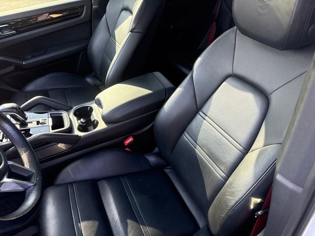 2019 Porsche Cayenne Base