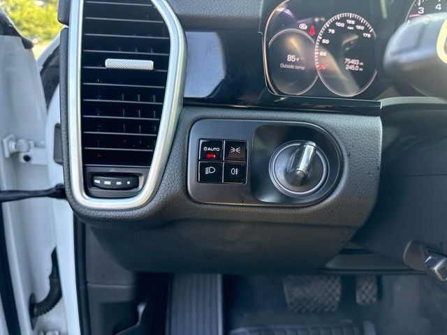 2019 Porsche Cayenne Base