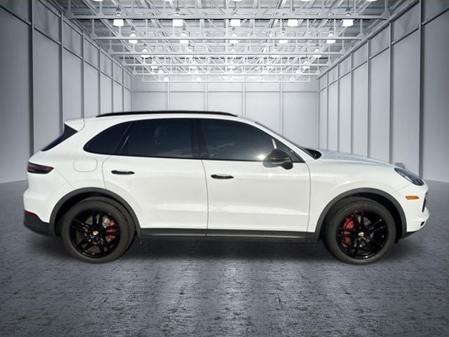 2019 Porsche Cayenne Base