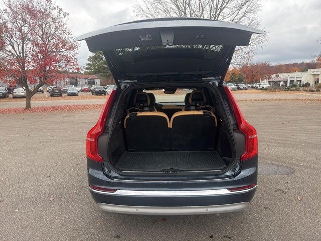 2022 Volvo XC90 T6 Inscription