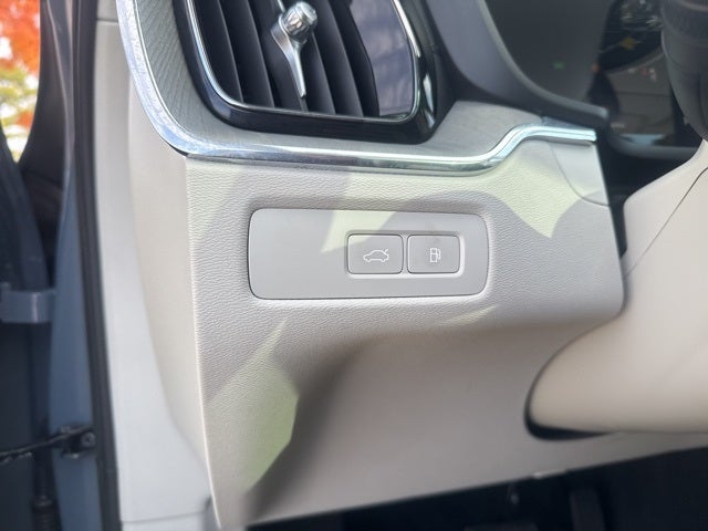 2023 Volvo XC60 Recharge Plug-In Hybrid Ultimate