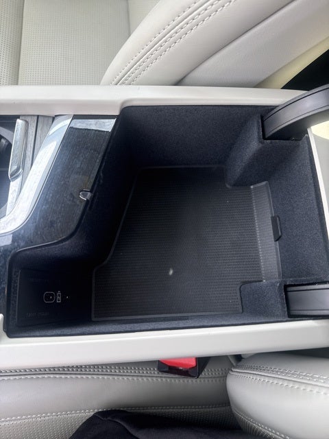 2023 Volvo XC60 Recharge Plug-In Hybrid Ultimate