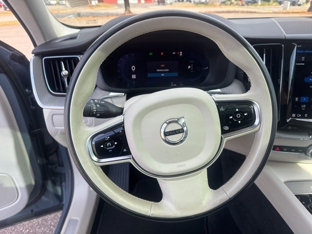 2023 Volvo XC60 Recharge Plug-In Hybrid Ultimate